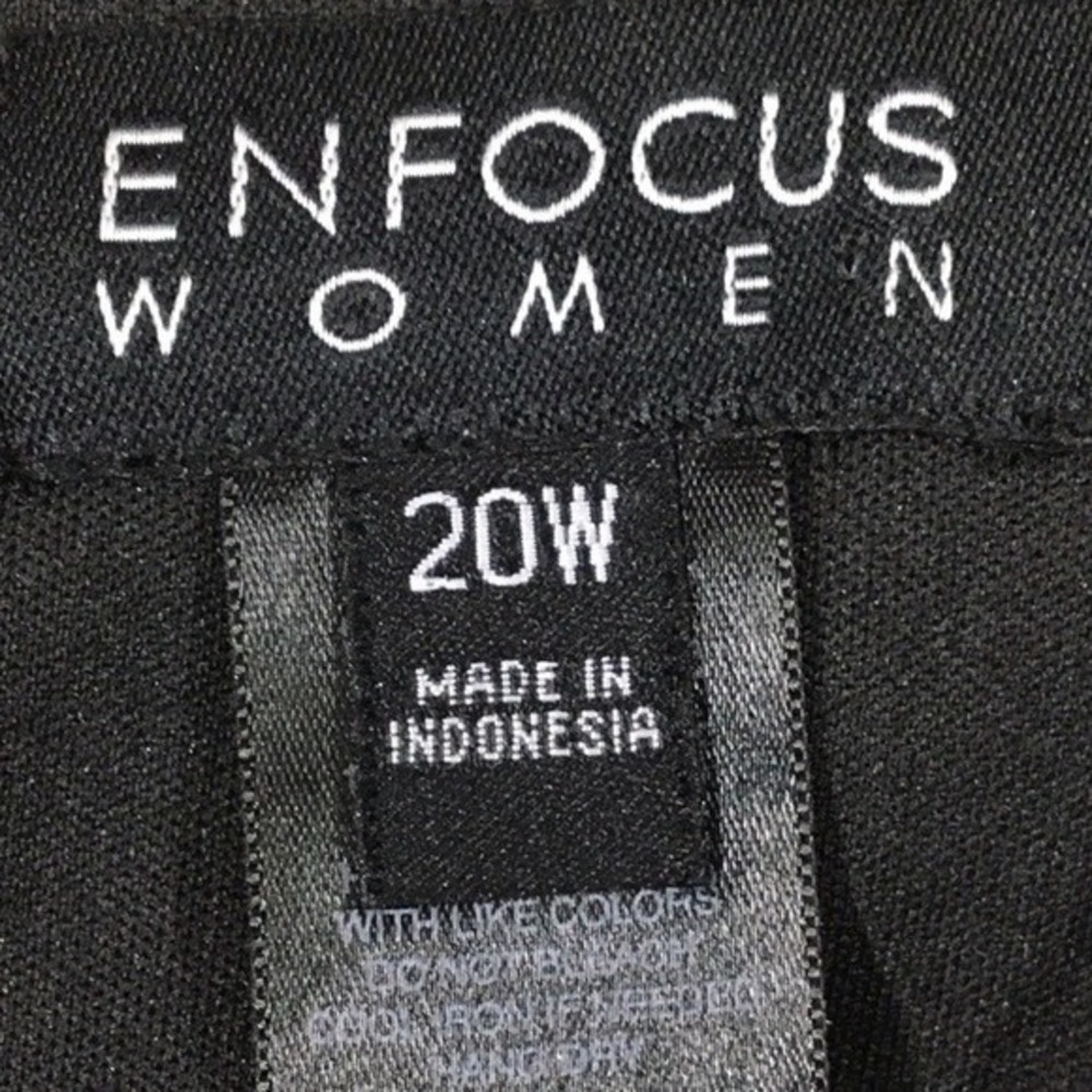 EnFocus Studio Floral Cold Shoulder Sheath Dress 20W‎ Black Purple - Picture 6 of 7